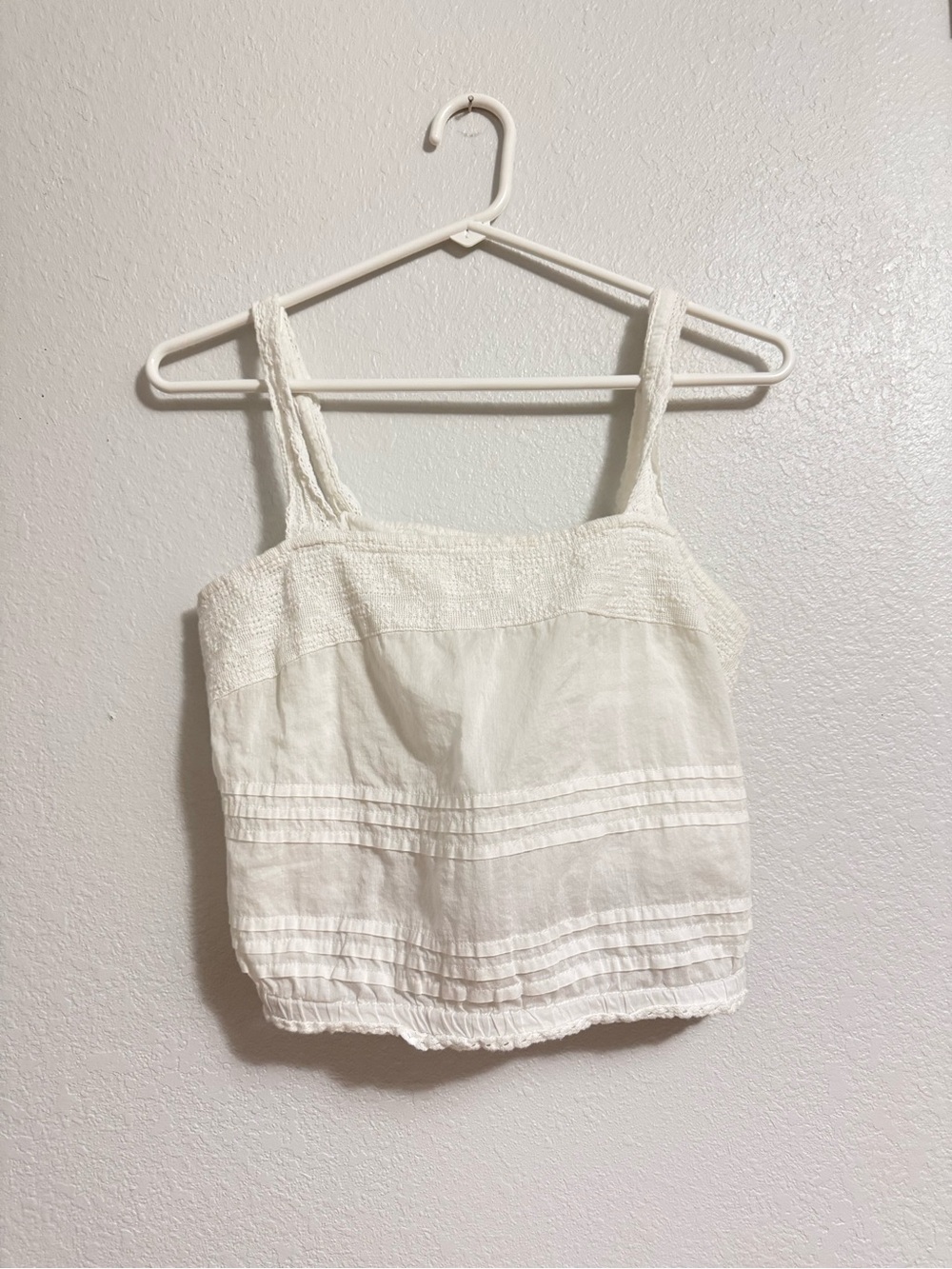 Aeropostale White Textured Linen-Blend Cami